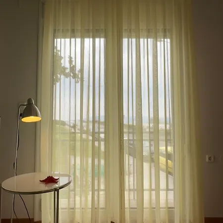 Apartment N *