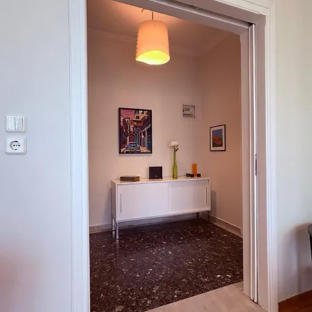 Apartment N *